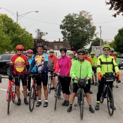 Sat-Sept-30-Brunswick-for-Richmond-Ramble-14-riders-38.9m-class-AA-1446-ft-elev-Kathy-Photo